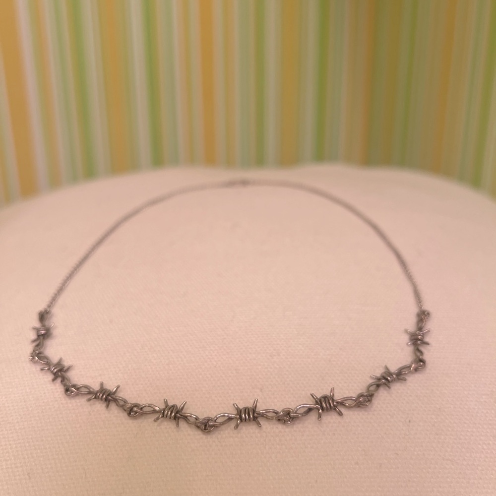 The mini Deadly Choker barb wire necklace 17”